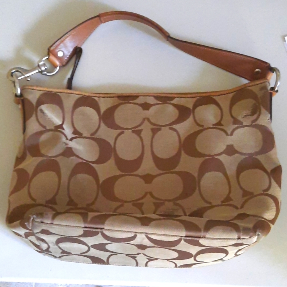 Coach Medium Tote WELL WORN